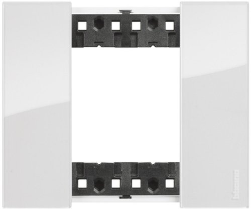 Рамка универсальная Legrand BTicino Living Now 1-м. 2 мод. лед фото Рамка универсальная Legrand BTicino Living Now 1-м. 2 мод. лед картинка